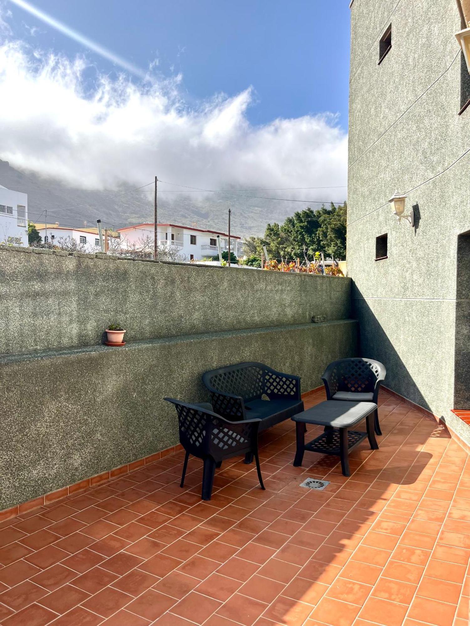 Apartamentos Edalmar Frontera Bagian luar foto