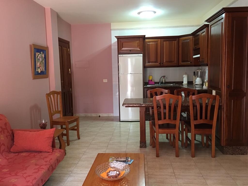 Apartamentos Edalmar Frontera Bagian luar foto