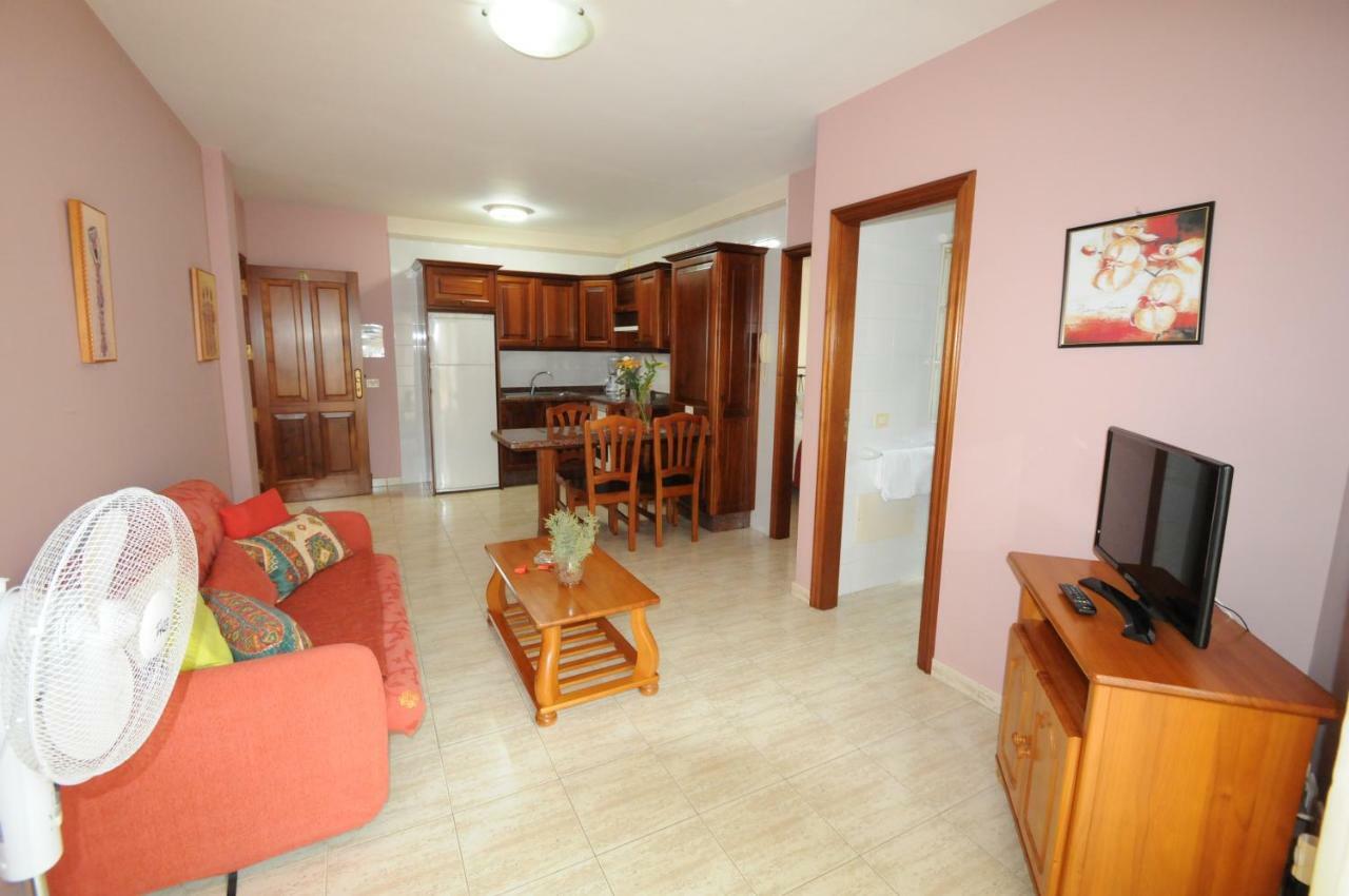 Apartamentos Edalmar Frontera Bagian luar foto